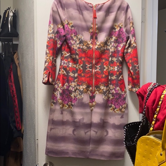 Like New Badgley Mischka floral dress - Picture 2 of 4